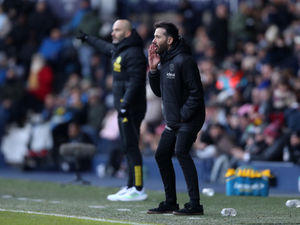 Supporting image for story: West Brom's Carlos Corberan reveals reason he did not shake hands with Leicester boss Enzo Maresca 