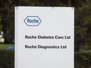 Supporting image for story: Downing Street plays down impact of Roche supply chain issue on Covid testing