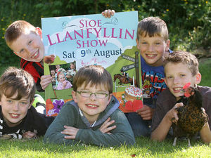 Supporting image for story: New volunteers for Llanfyllin Show