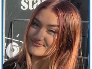 Supporting image for story: Molineux erupts with applause in memory of 16-year-old Liberty who died in road tragedy