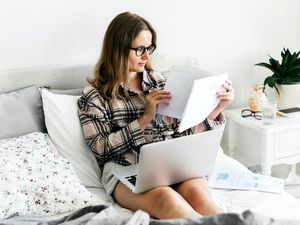 Supporting image for story: Average car insurance premium surges to £809