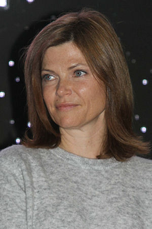 Nicole De Boer
