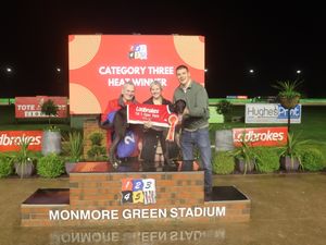 Supporting image for story: Boris sets a blistering pace at Monmore Green