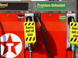 Supporting image for story: New petrol and diesel vehicles to be banned from 2040