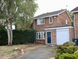 Supporting image for story: Renovated three-bed detached home in Wolverhampton listed for £330,000