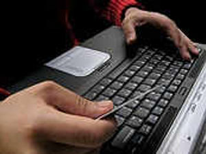 Supporting image for story: On-line frenzy for home lets