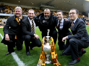 Supporting image for story: Wolves to splash cash wisely