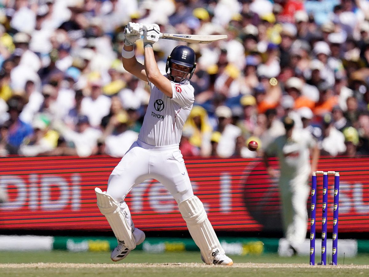 England defeat Australia by four wickets in the Boxing Day Ashes Test