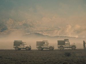 Supporting image for story: Land Rover visits remote Himalayan village reliant upon its cars