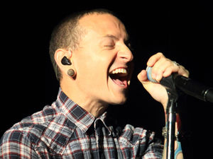 Supporting image for story: Linkin Park's Chester Bennington found dead, aged 41