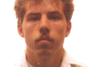 Supporting image for story: Eleventh hour delay in murderer’s parole hearing ‘disgraceful’ – victim’s mother