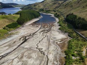 Supporting image for story: North-west England in drought due to low water levels in reservoirs and rivers