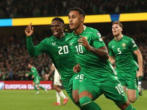 Supporting image for story: Adam Idah rescues last-gasp point for Ireland against 10-man Hungary