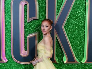 Supporting image for story: Ariana Grande announces new tour with dates in North America and London