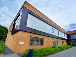 Supporting image for story: Hospital expansion criticised for 'piecemeal' approach