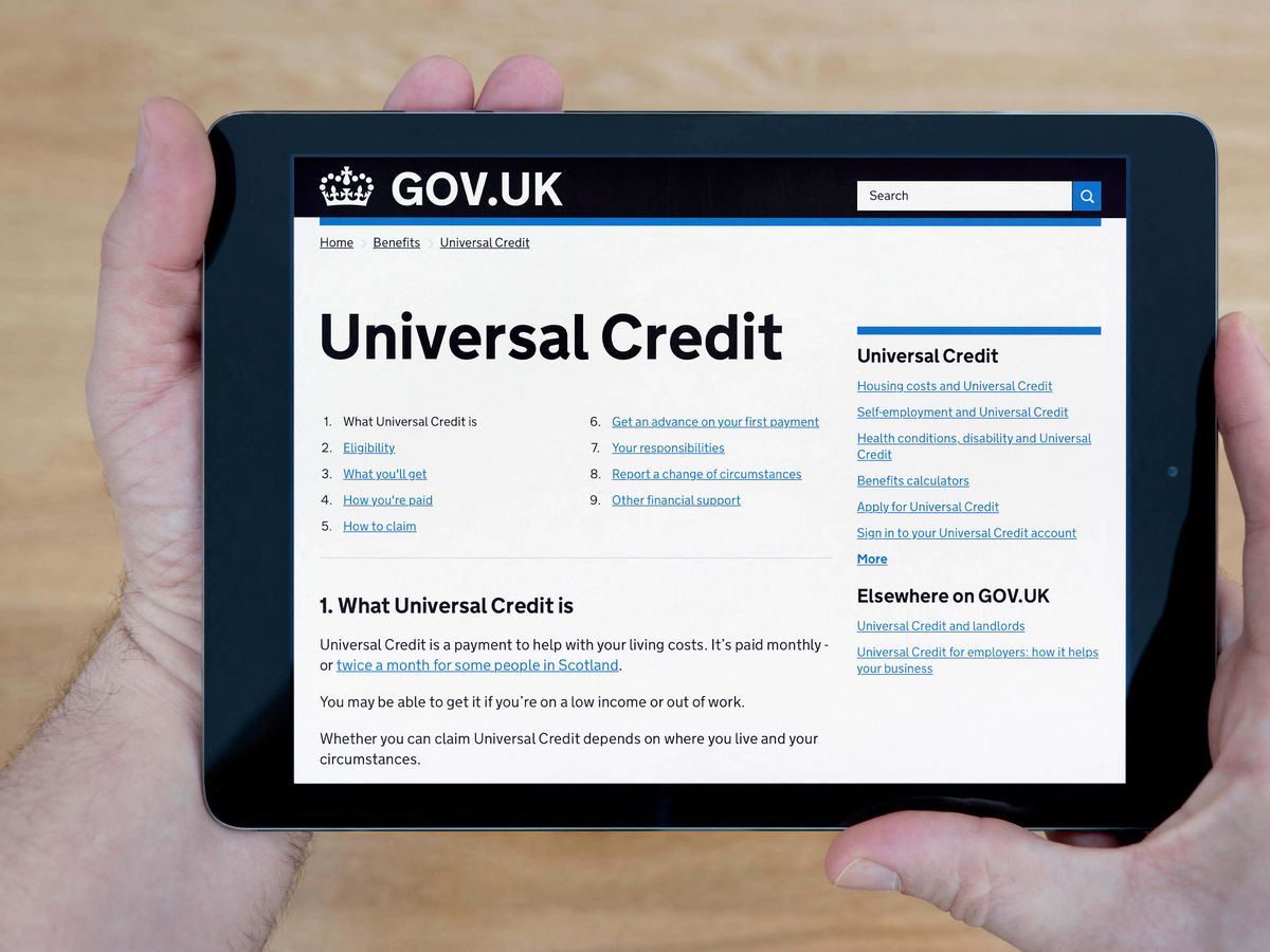 UK population and benefit claimants: What do the official figures show?