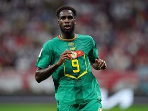 Supporting image for story: Transfer talk from Wolves, West Brom & Aston Villa