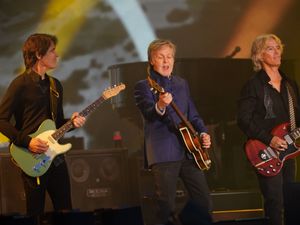 Supporting image for story: McCartney hailed by reviewers and fans alike for ‘thrilling’ Glastonbury set
