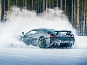 Supporting image for story: Five of the wildest electric hypercars