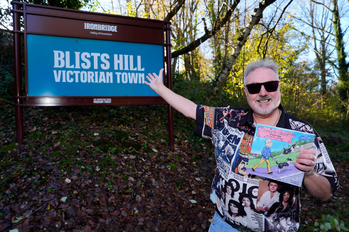 A Telford author has used the backdrop of Blists Hill Victorian Town in the Ironbridge Gorge for his tenth children's book.