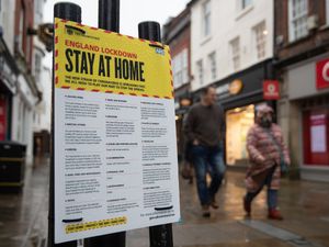 Supporting image for story: Covid-19 regional rates at pre-Christmas levels in London and eastern England