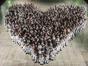 Supporting image for story: Wolverhampton staff celebrate as Jaguar Land Rover becomes UK's biggest car maker