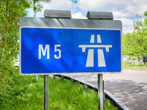 Supporting image for story: Man dies as two multiple-vehicle crashes happen on same motorway stretch