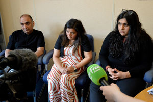 Ronan's parents Chander and Pooja Kanda and his sister Nikita