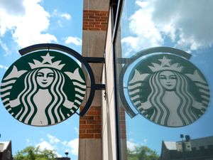 Supporting image for story: Starbucks reports quarterly sales fall as US and China customer traffic weakens