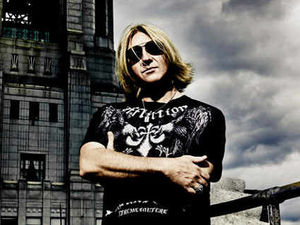 Supporting image for story: Def Leppard get rocked at the LG Arena