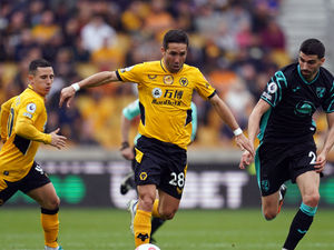 Supporting image for story: Joao Moutinho signs new one-year Wolves deal