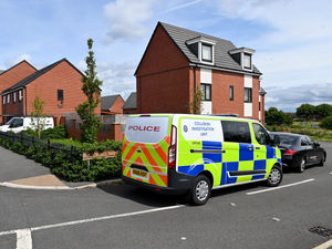 Supporting image for story: Senior Walsall police officer pays emotional tribute to 'heroic' people who tried to save life of seven-year-old girl