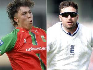 Supporting image for story: Josh Hull lands England call-up after Mark Wood sustains series-ending injury