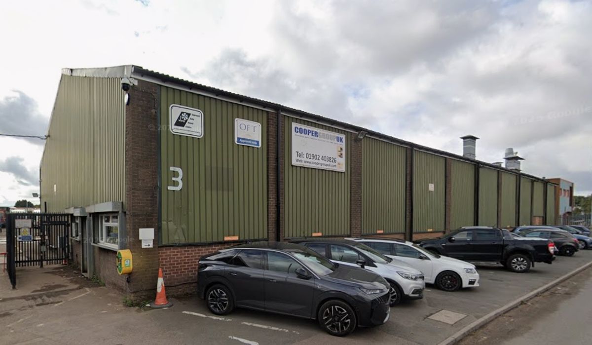 Refuse vehicle rental business looking to use Bilston industrial centre as operating centre