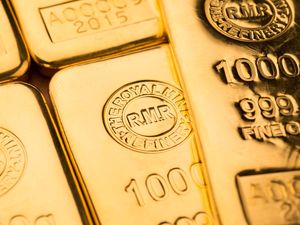 Supporting image for story: Ads for five gold dealers banned for failing to make lack of regulation clear