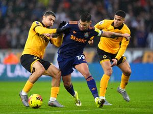 Supporting image for story: Wolves battle to goalless stalemate at home to Newcastle