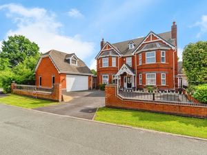Supporting image for story: Stylish five-bedroom detached home with pool and orangery in Cheslyn Hay