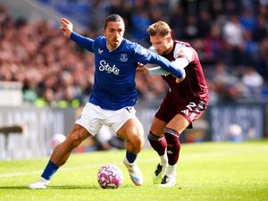 Supporting image for story: Aston Villa’s search for a win continues with goalless draw at Everton