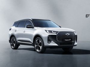 Supporting image for story: Shropshire car firm Greenhous teams up with 'cutting edge' Chinese hybrid car maker Chery to launch Tiggo