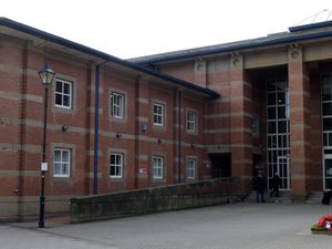 Supporting image for story: Banned sex offender on trial accused of raping teen he met over social media 