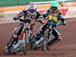 Supporting image for story: Depleted Wolves lose out