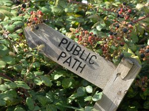 Supporting image for story: Shropshire farming talk: Five steps for considered – and considerate – countryside access