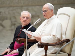 Supporting image for story: Pope calls for end to ‘collective punishment’ and forced displacement in Gaza