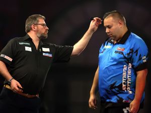 Supporting image for story: James Wade crashes out of World Darts Championship with Jermaine Wattimena loss