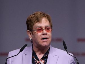 Supporting image for story: Elton John enlists help of A-list friends for live coronavirus relief concert
