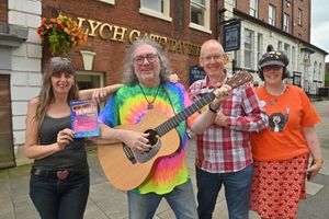 Brendan Hawthorne was one of the many performers at the Fringe. With him L-R: Emma Purshouse, Alastair Thompson and Sarah L Dixon.