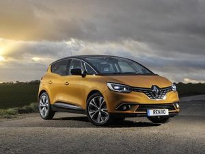 Supporting image for story: UK Drive: Renault's disappointing Scenic update falls wide of the mark