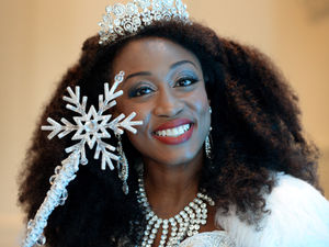 Supporting image for story: Wolverhampton's Beverley Knight takes over Birmingham Hippodrome Instagram with behind the scenes shots of Cinderella