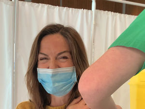 Supporting image for story: Telford MP gives thumbs up to advert jab campaign 