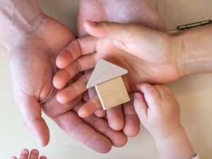 Supporting image for story: UK homeless deaths up 9% in a year including 11 children, say researchers